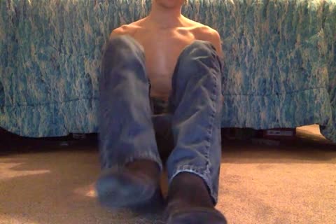 Got marvelous excited So I Thought Maybe I Should Film smth For u All. Its Getting Boring Doing The Same Thing Over And Over For u boyz. Does Anyone Have Any Suggestions On What I Should Do On My Next video? Please Leave Ideas In The Comments. :) Pre