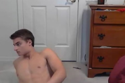 Fingering His good wazoo On cam - Mengayvid