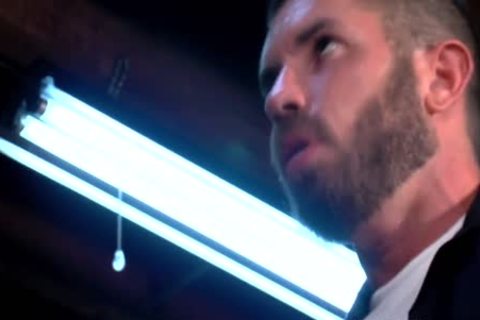 Muscly Bears sperm Thatch