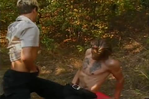 that guy Has A Great Trick To Jig-jig With petite dicks