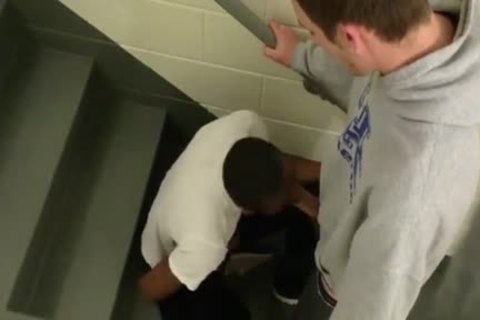 When big jock Wiggahs Attack.darksome Thug