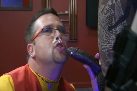 ROB BROWN: blowing gigantic darksome BONER