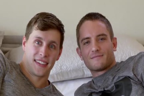 hirsute homosexual Otter Takes large Straight humongous 10-Pounder From Frat lad