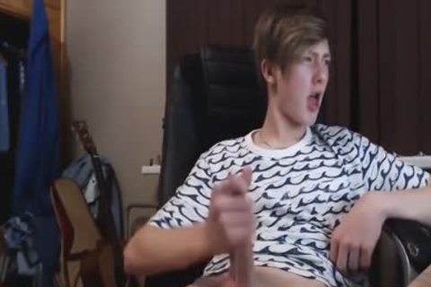 delicious Blond twink lengthy web camera Show 002