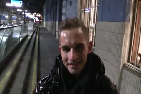 built gay lad Working Out At The Gym