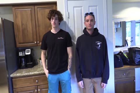 Midwest College Frat shlong bonks gay man