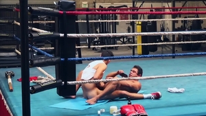 Reality Dudes: Bear Alex Rim playing with latin Draven Navarro