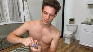 DrillMyHole.com: Latin Nick LA needs cumshot