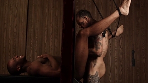 MEN.com: Trent King expose big dick