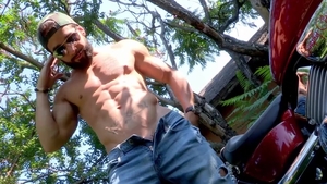 Maskurbate - Hardcore sex in company with beautiful biker