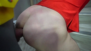 ManUpFilms - Mason Lear alongside muscled Robin