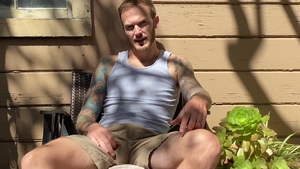 Extra Big Dicks: Rough Outdoor Rides with Christian Wilde