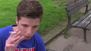 Czech Hunter: Bribing Boys for a Peek