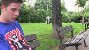 Czech Hunter: Bribing Boys for a Peek