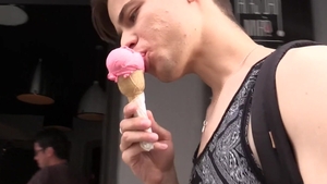 Czech Hunter: Cold Cash for Hot Twinks in Heat